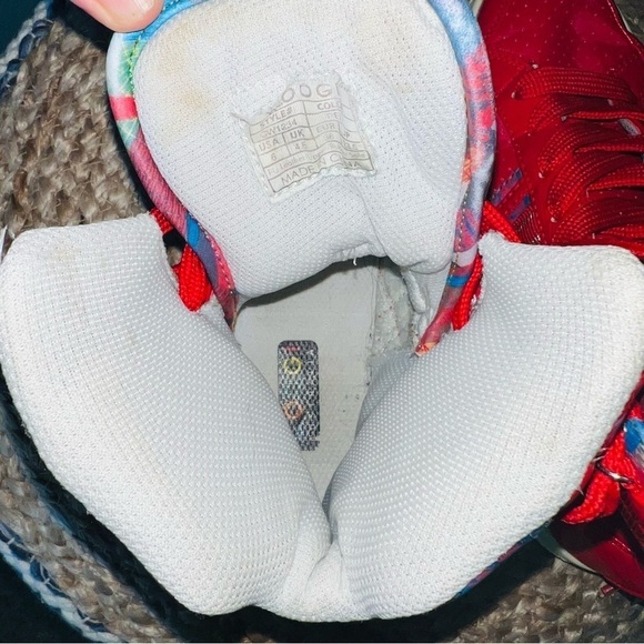 COOGI Vintage High Top Red Sneakers - Picture 9 of 12